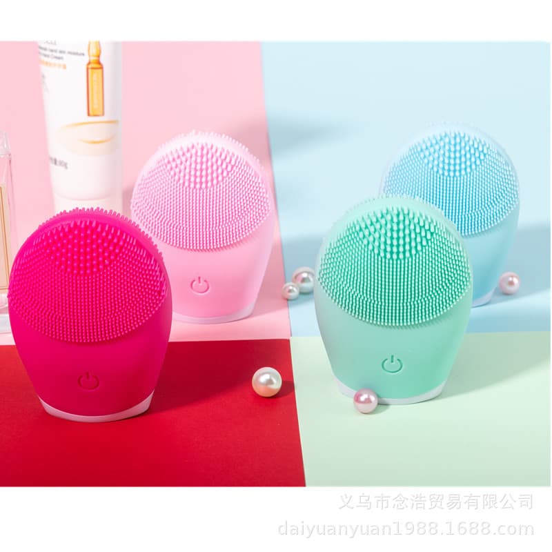 New Electric Facial Cleansing Brush Battery-operated, Silicone Waterproof Vibration Face Washer, Trending Product for Pore Cleansing