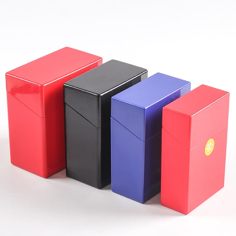50-pack large-capacity plastic cigarette box 20-50-pack multi-standard anti-pressure and anti-sweat flip-top portable hand cigarette box