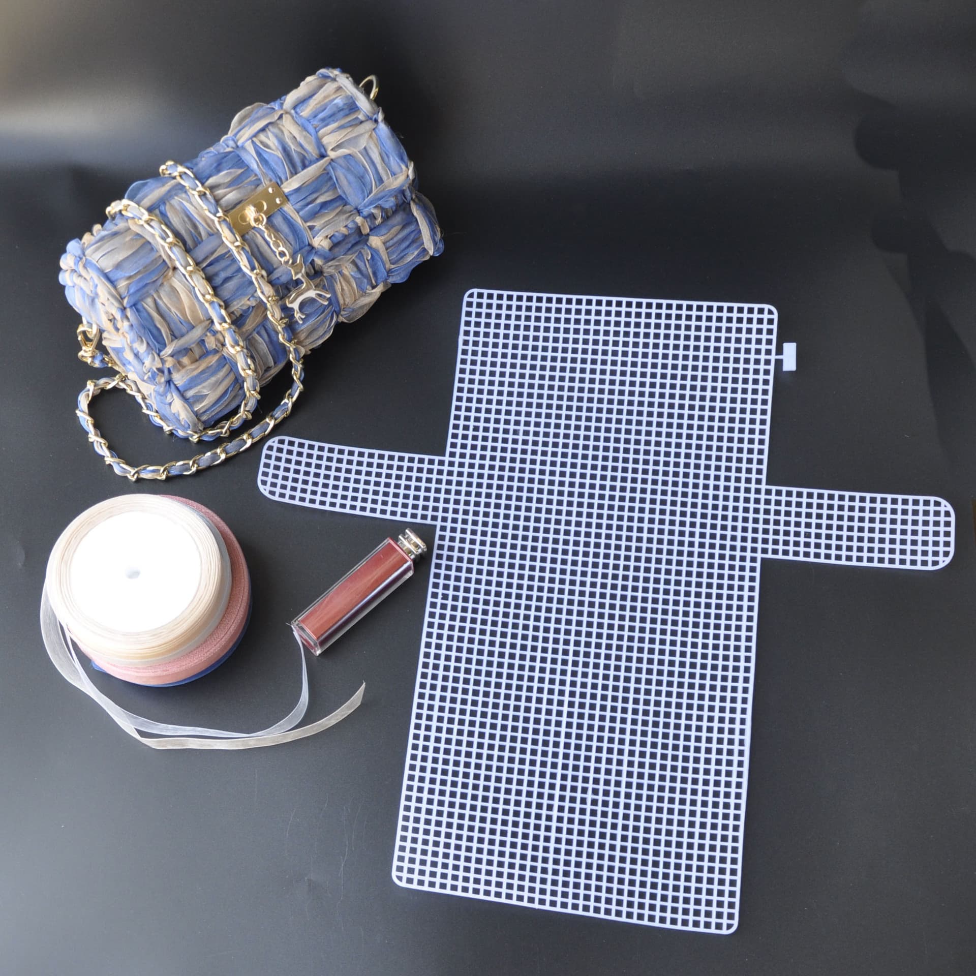 Deer style yarn DIY hand-knitted cutting plastic mesh sheet coin purse crossbody woven bag