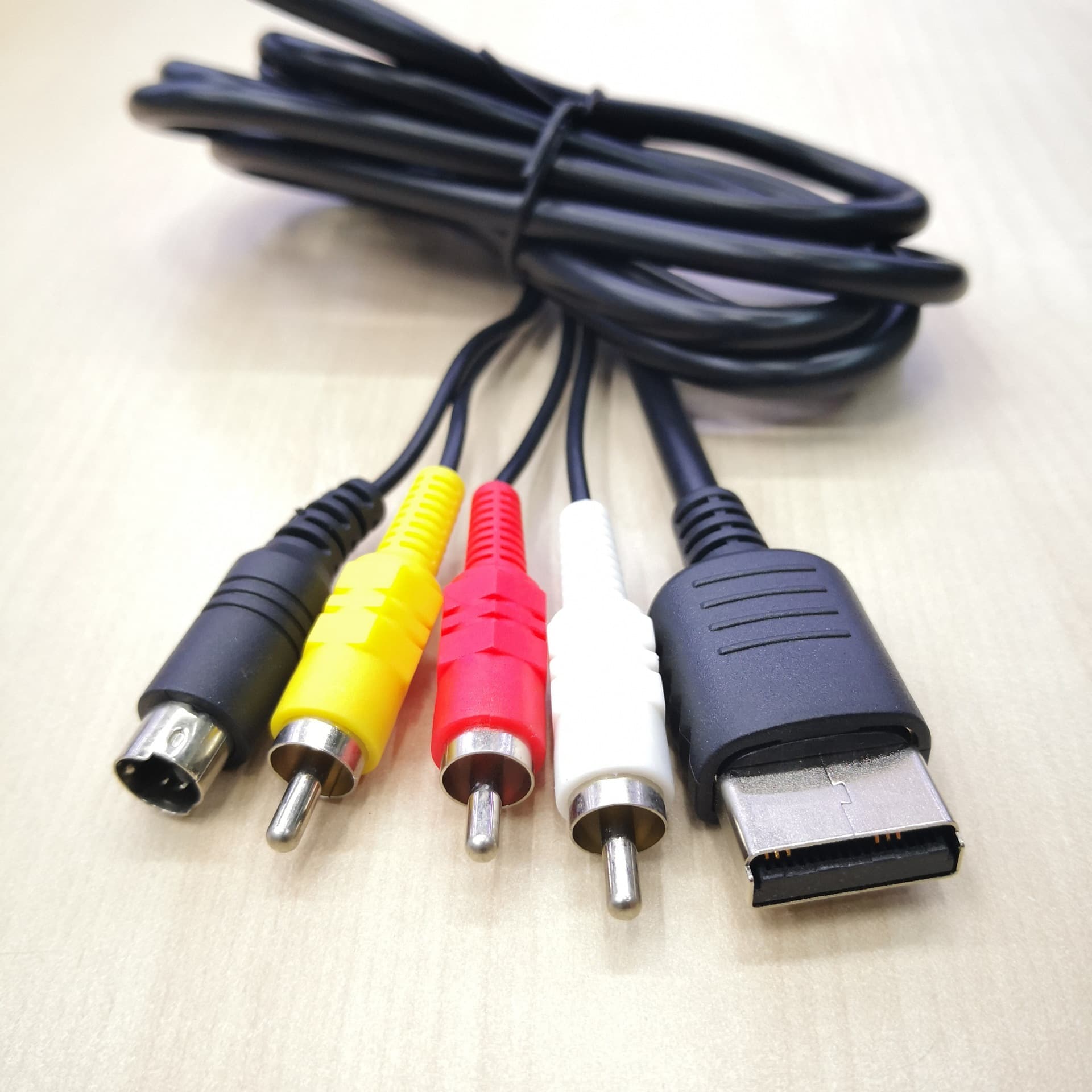 Suitable for SEGA Dreamcast S-AV cable Sega DC128 S-AV cable 1.8M black