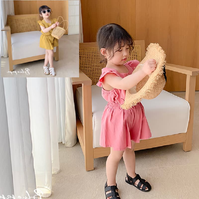 Girls' Set: Flutter Sleeve Doll Top with Shorts, New Summer 26 Style, Export Children's Clothing for Ages 3-8