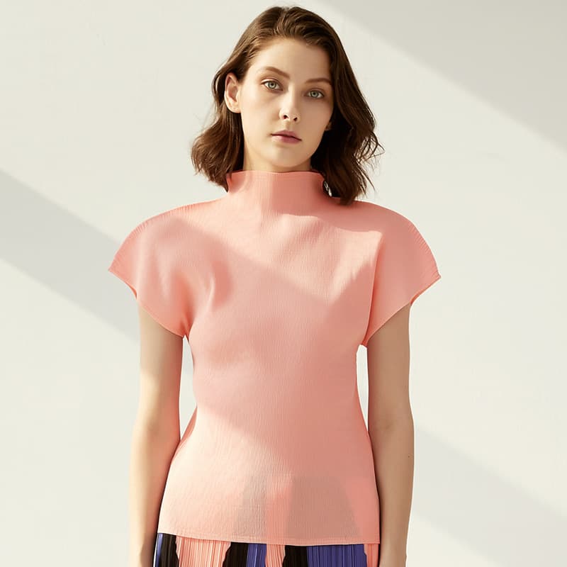 2026 Summer Issey Miyake Half-High Collar Slim-Fit T-Shirt for Women Versatile Top Women's Tank Top Wholesale Issey Miyake Pleated Women's Clothing