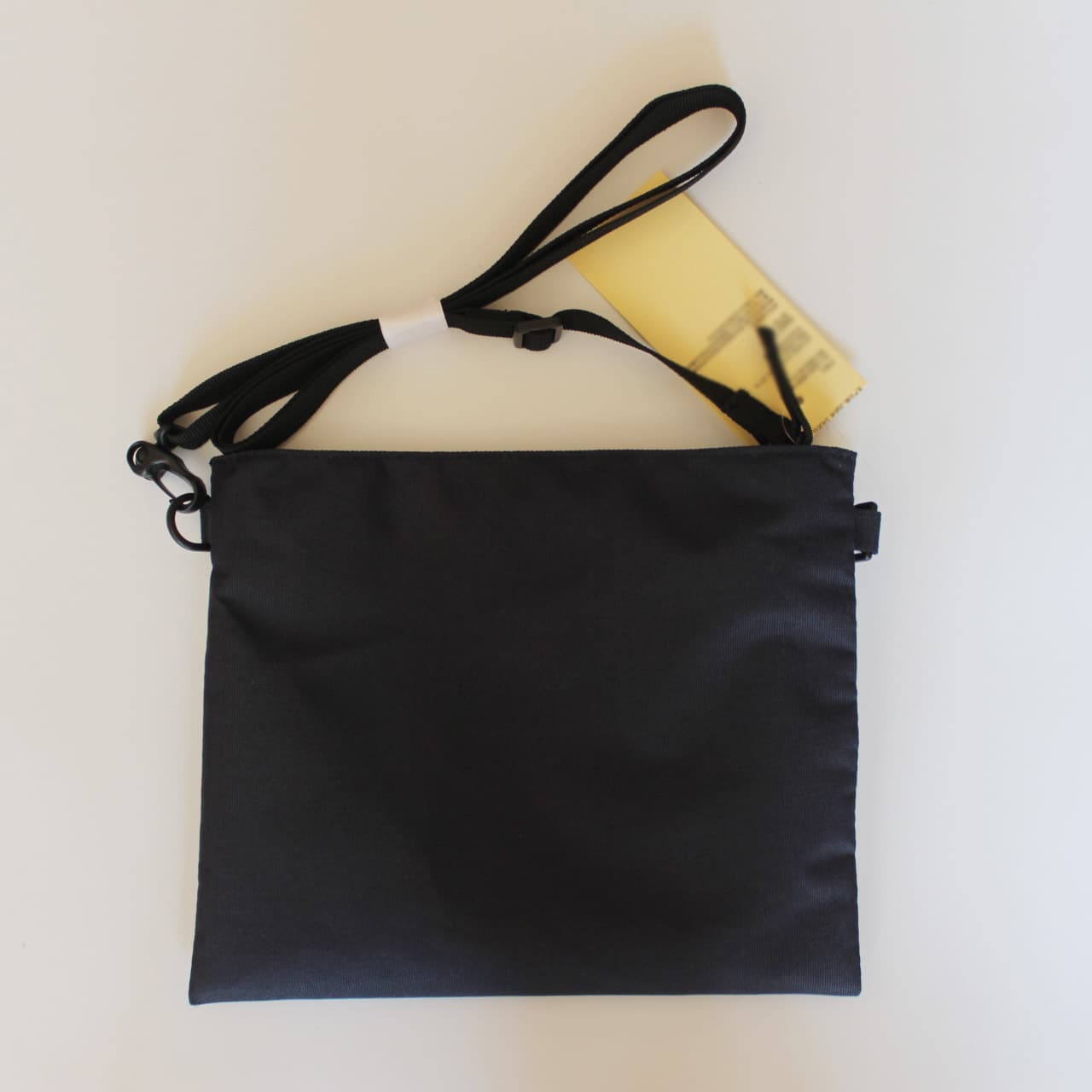 Urban Minimalist Solid Color Lightweight No Print Crossbody Bag Men's Single Shoulder Bag Portable Waterproof Women's Bag