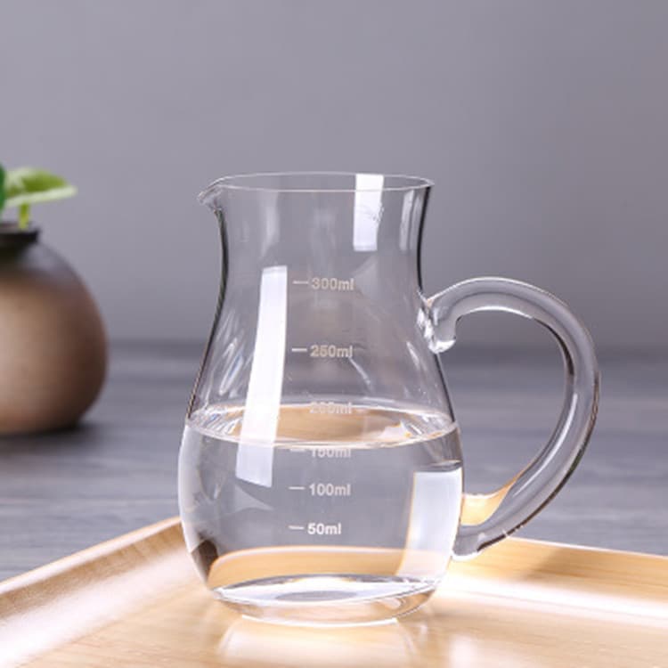 Elise Lead-Free Glass Liquor Pot, Wine Pourer with Drunken Moon Design, Handle-equipped Decanter with Graduations