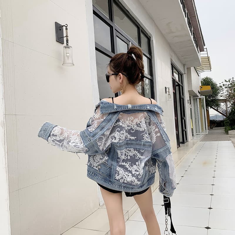 New spring/autumn versatile loose double-layered lace mesh see-through embroidered lace short jacket, ethereal and elegant.