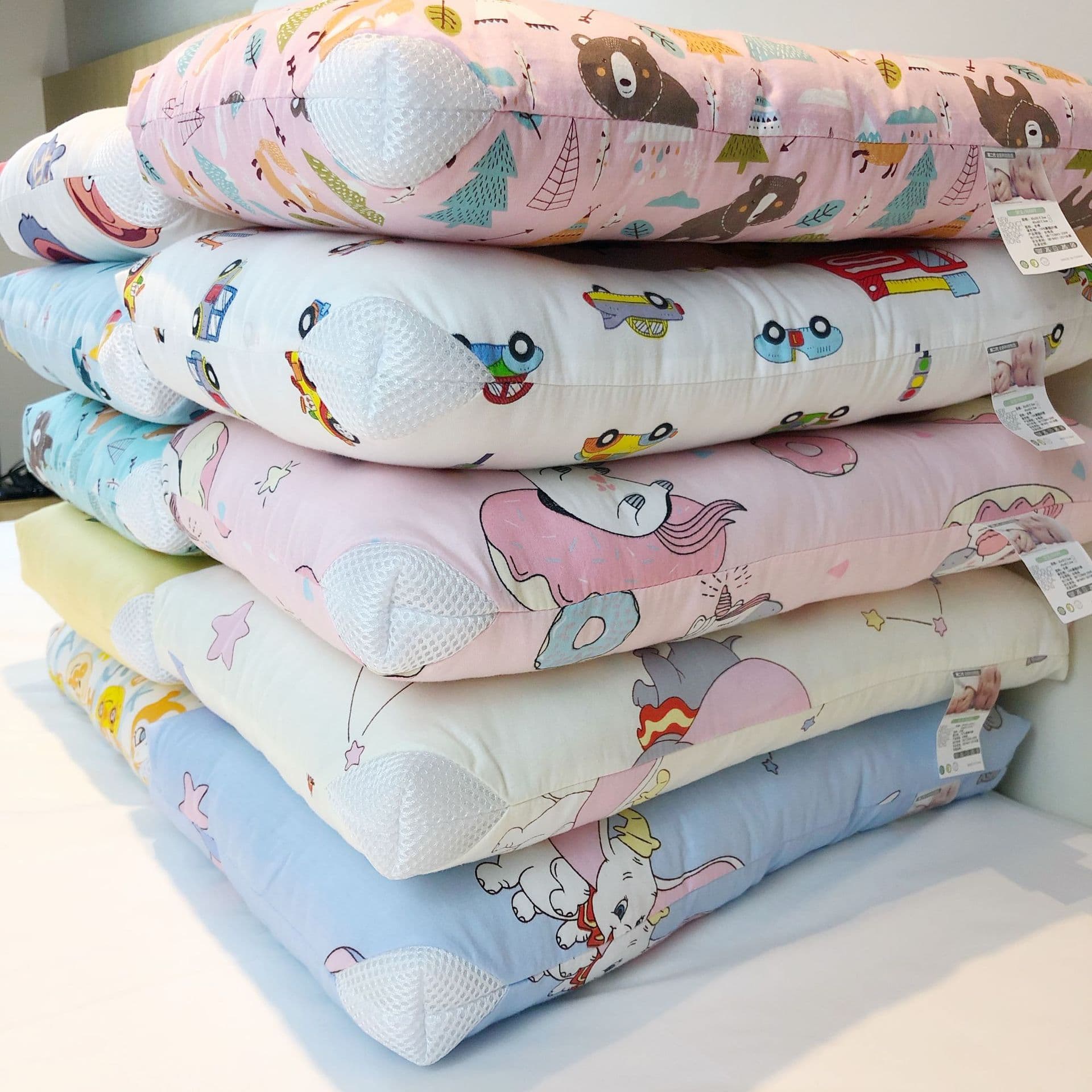 100% Cotton Ins Cartoon 60S Long Staple Cotton Washable Kindergarten Kids Pillow Baby Pillow Core Cartoon Pattern