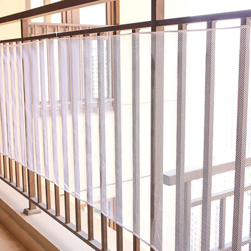 2-meter and 3-meter thickened safety rope netting for balconies, children's safety netting, and home stair protection netting.
