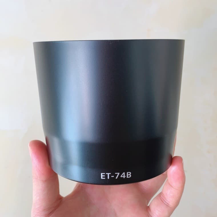 Compatible with Canon ET-74B lens hood for 70-300mm II USM lens, 67mm mount, reverse clip.