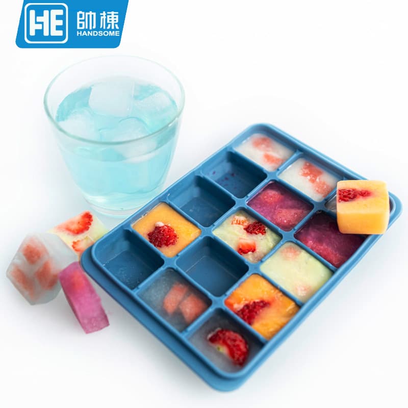 Cross-border wholesale 15-grid silicone ice tray with lid, household ice cube mold, baby food storage box, easy release