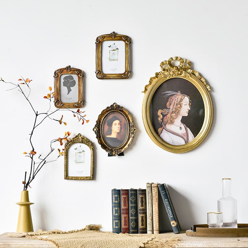 Vintage Court Style Resin Photo Frame Home Decor Wall Hanging Imitation Wood Luxury Carved Flower Picture Frame Ornament