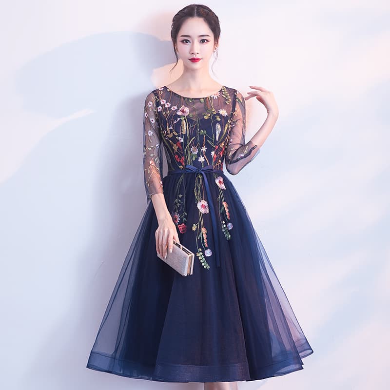 Evening dress for women 2026 new banquet dignified and elegant fashion mid-length host party small dress dress
