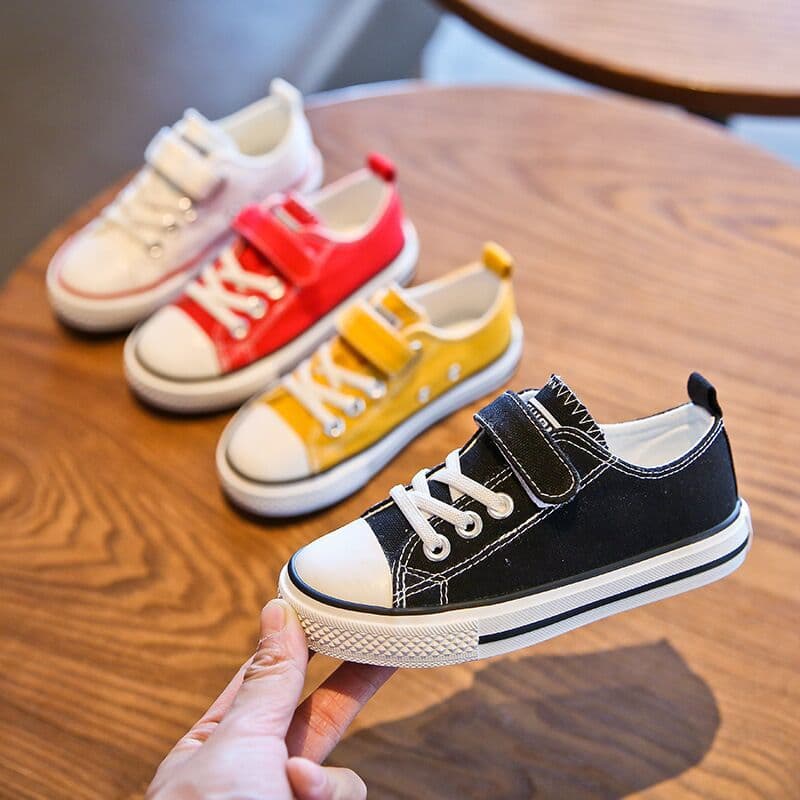 Children's Casual Canvas Shoes Low Top Board Shoes For Boys Girls Spring Autumn 2024 Baby White Student
