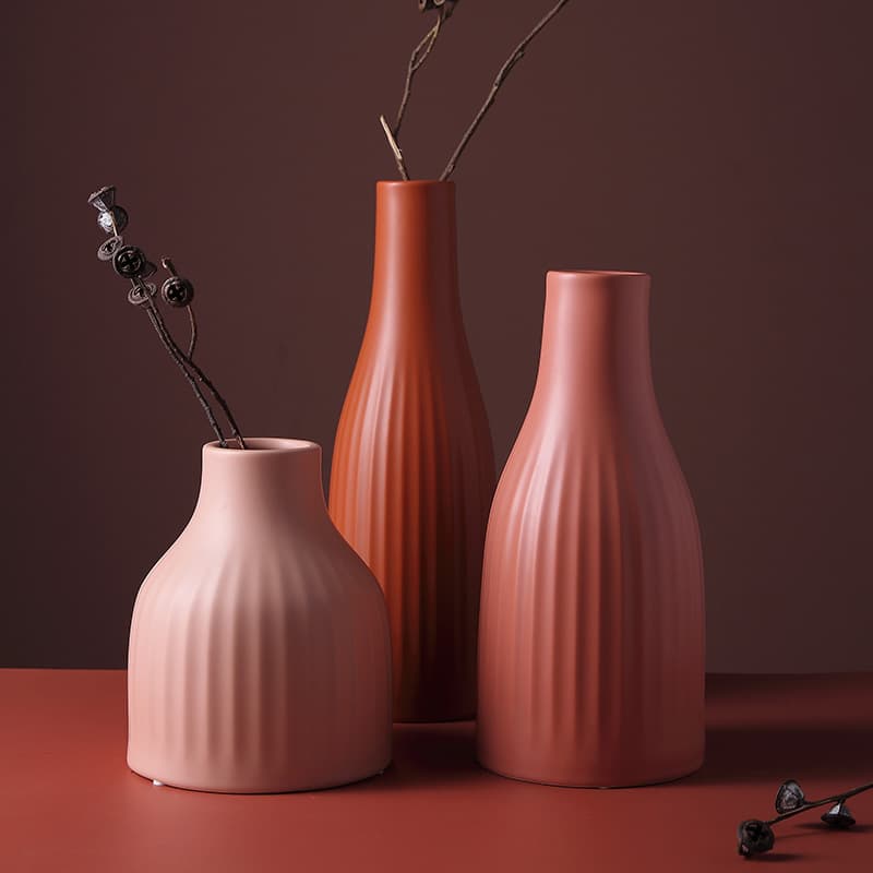 Nordic Ceramic Vase in Simple Morandi Colors, Art Model Home, Living Room Decor, Home Accessories Wholesale, Interior