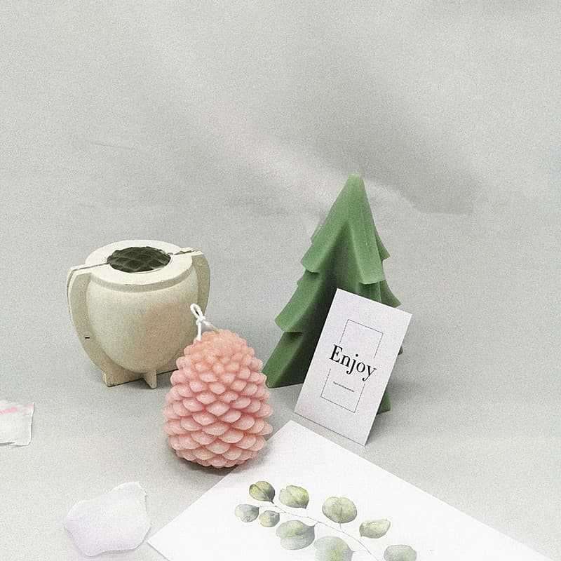 Xiongwei Christmas Pinecone Candle Mold DIY Handmade Aromatherapy Candle Silicone Christmas Candle Mold