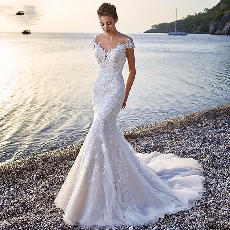 2025 New European and American Princess Bride Mermaid Wedding Dress White Train Sheer Back Lace Wedding Gown