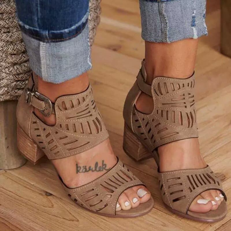 2023 Summer New Export Style Chunky Heel Hollow Sandals Peep Toe Buckle Plus Size Women's Sandals