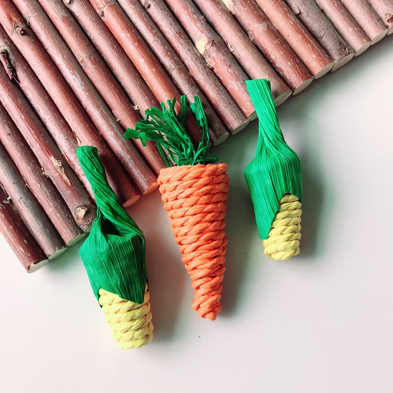 Hamster Rabbit Teeth Grinding Supplies Chinchilla Teeth Grinding Toy Carrot Parrot Biting Grass Weaving Carrot