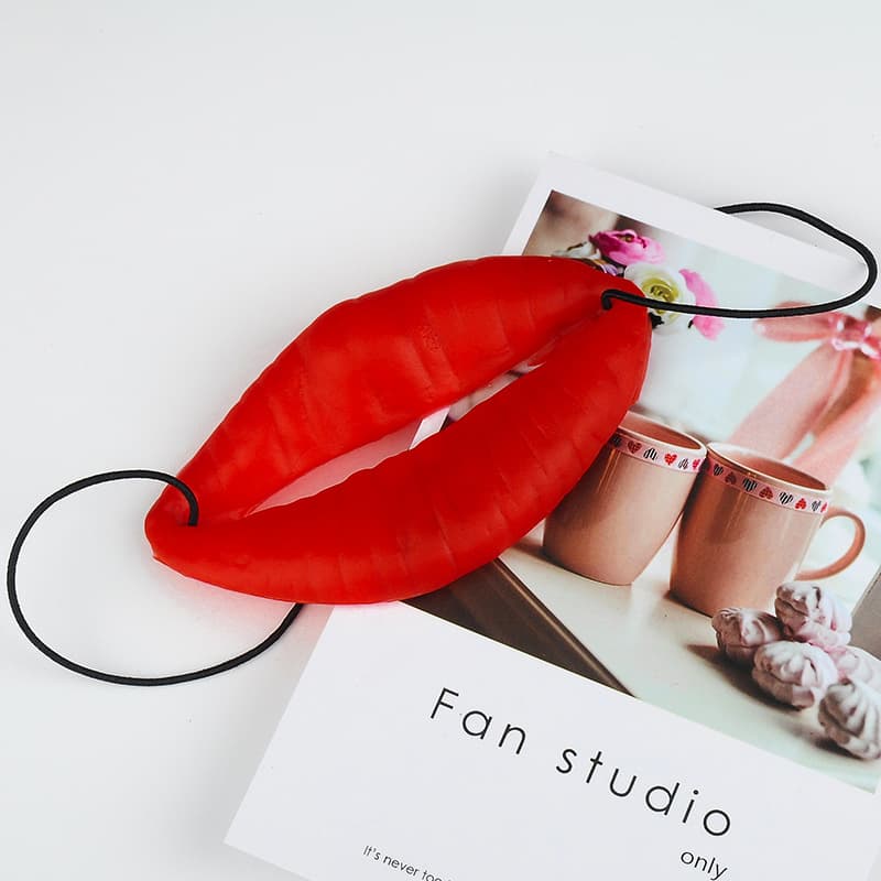 Wholesale wedding supplies, creative wedding games, door-blocking prank props, spoofing, hot red lips, funny and cute items