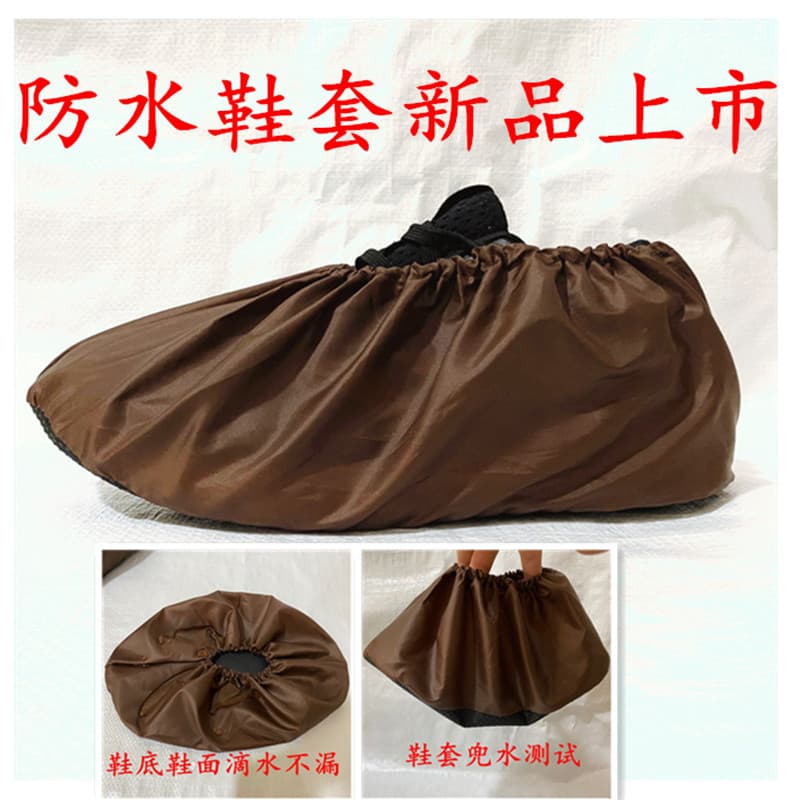 Waterproof cloth shoe covers, rain silk for rainy days, anti-slip household thickened sole, kitchen foot covers.