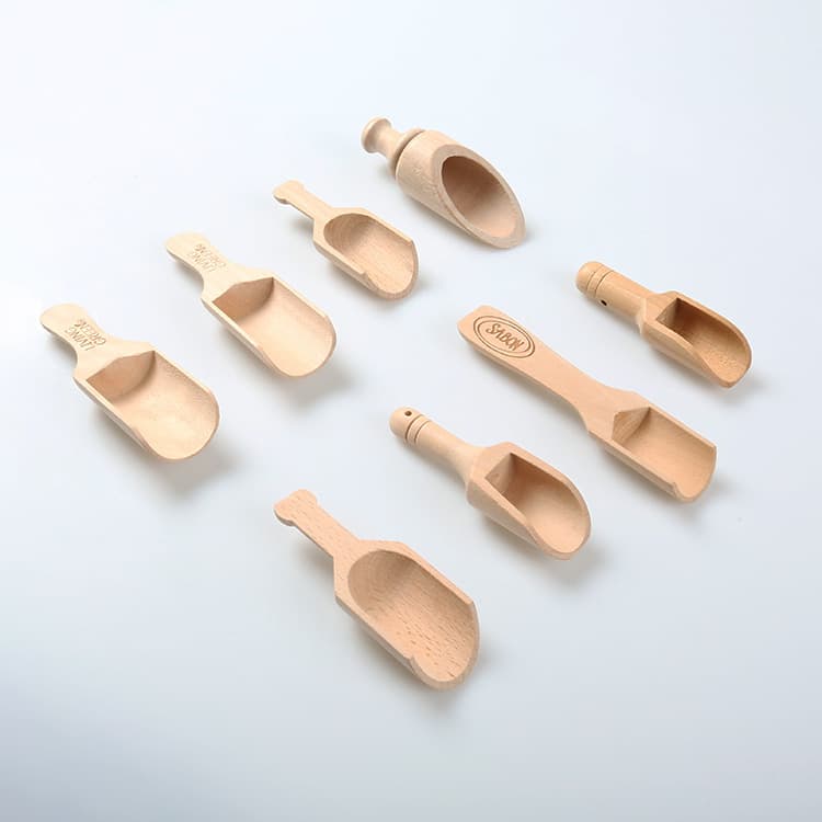 Japanese creative small wooden spoon tea wooden spoon milk powder wooden spoon log unpainted bath salt salt small wooden spoon kitchen wooden spoon