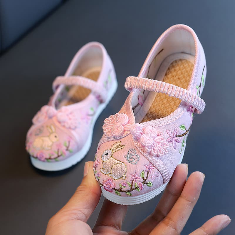 New Horse Face Skirt Children's Shoes, Kids' Ancient Chinese Hanfu Shoes, Chinese Style Girls' Embroidered Shoes, Ethnic Style Old Beijing Cloth Shoes