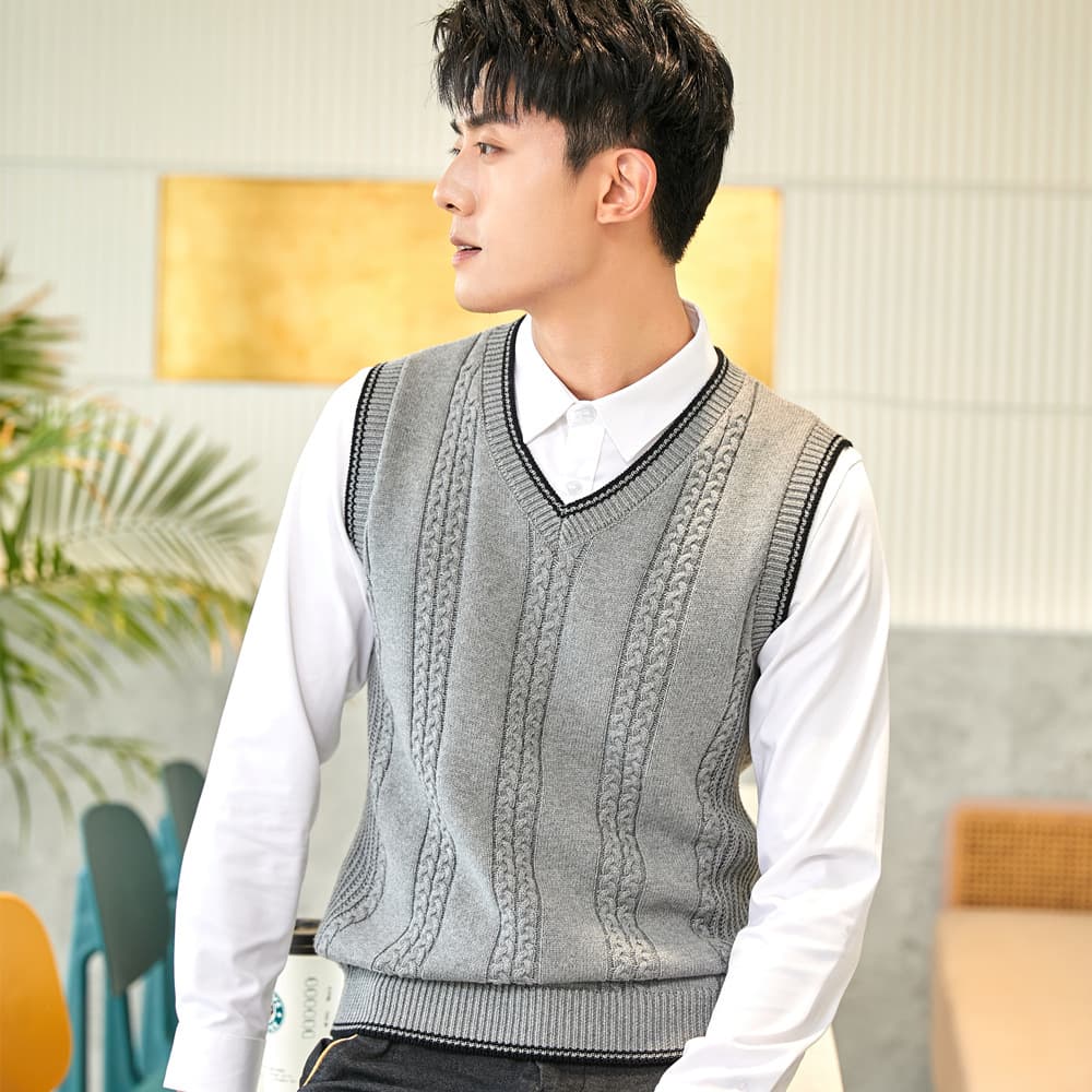 V-neck wool vest, men's twisted knit sleeveless cardigan, men's wool vest, thickened youth cable knit sweater vest.