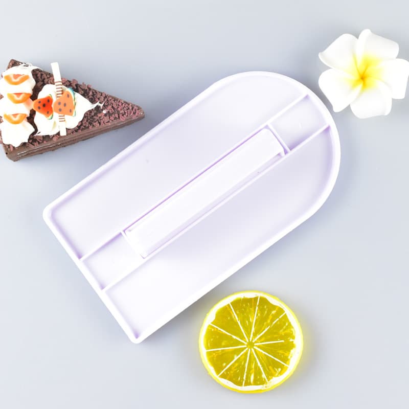 Baking Mold Household Multi-Function Kitchen Tool Simulation Baking Tool Cake Single-Head Arc Smoother