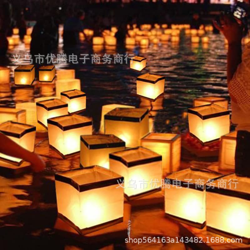 Square water lanterns for blessings and wishes, river lanterns, festival decorations, floating lotus lanterns, lake decorations, and water lanterns.