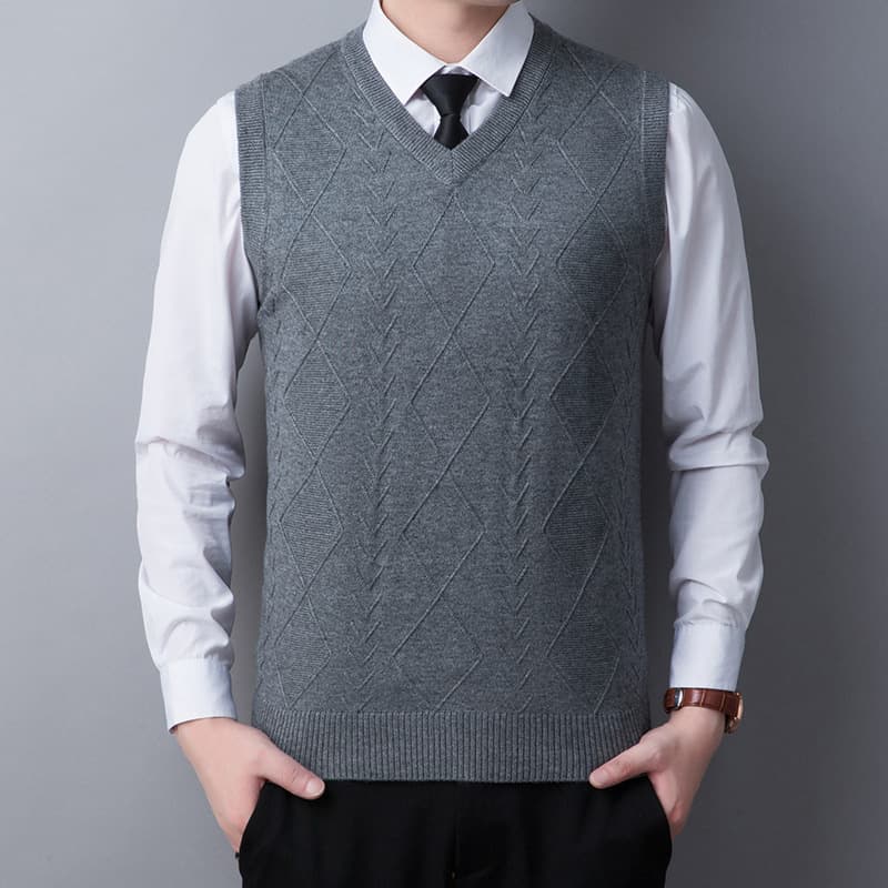 Autumn men's knitted vest casual loose vest V-neck knitted sweater drop shipping