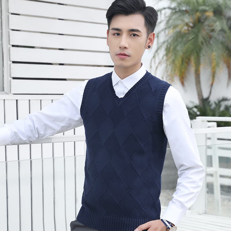 Men's V-neck vest, solid color, diamond jacquard men's sweater, slim fit, sleeveless, youth knitwear.