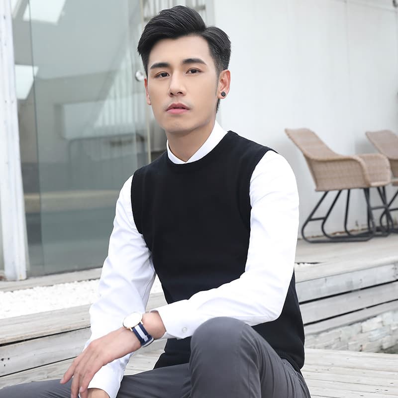 Autumn Thin Crew Neck Vest Sweater for Men, Solid Color Casual Sleeveless Knitwear, Trendy Korean Style Young Men's Vest