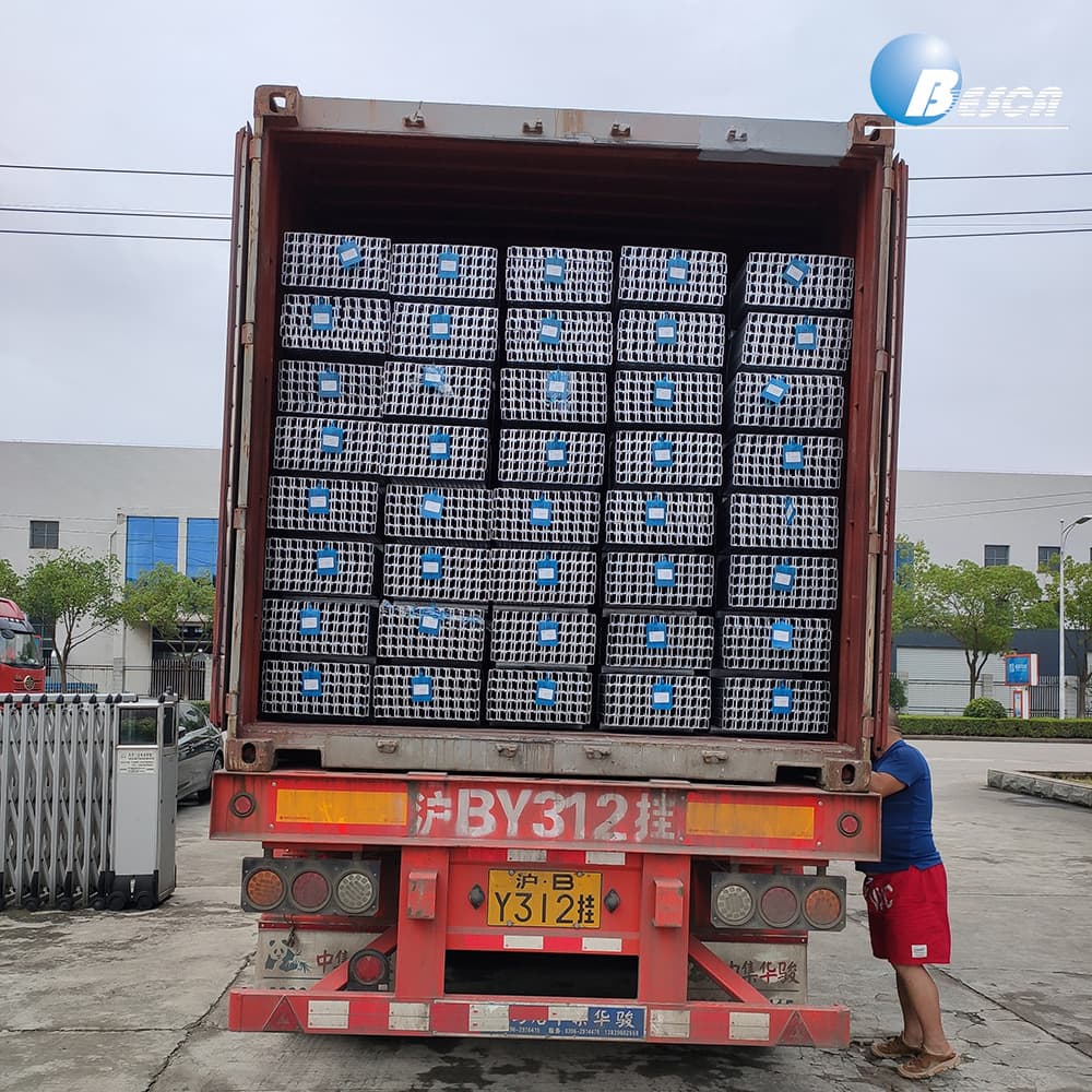 Galvanized C-channel Steel U-channel Steel Channel Steel Photovoltaic Bracket Yangzhong Cable Tray Factory Direct