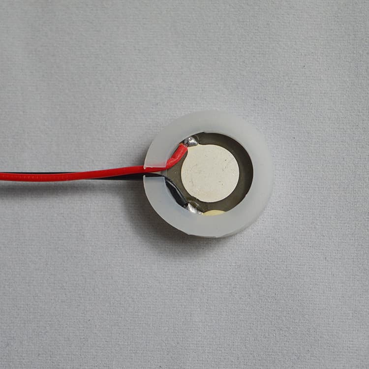 Dongguan atomizing disc manufacturer specializing in 20MM humidifying discs, 1.7M high-frequency glass-glazed atomizing discs