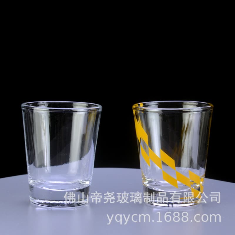 High white material thick bottom 2oz export glass small wine glass vodka wine glass spirits wine glass Flaker
