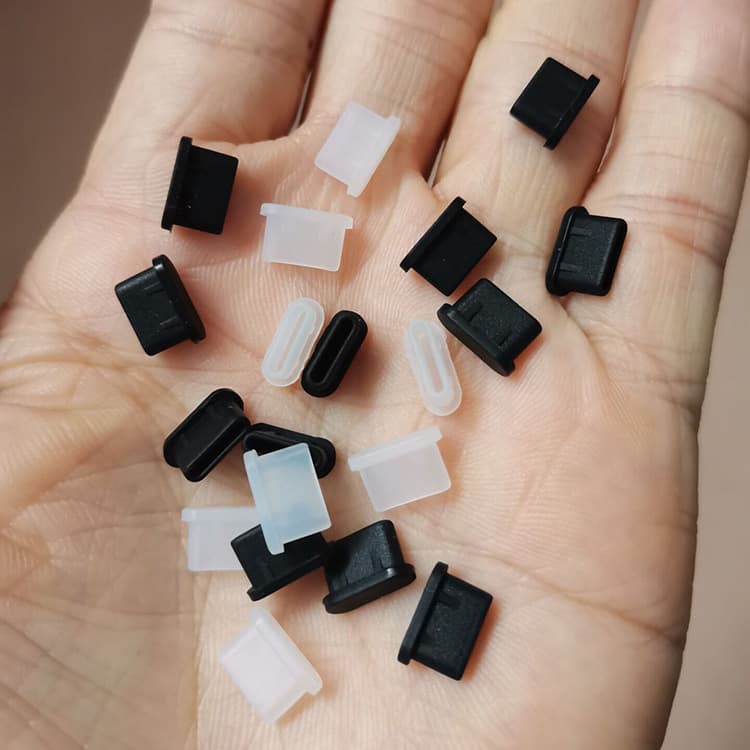 Silicone USB-C Dust Plug Waterproof Charging Port Cover Soil Sieve Digital Computer Phone Dust Stopper
