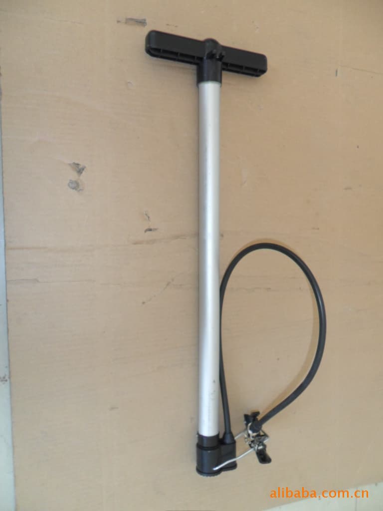 Manual Aluminum Alloy Mini Air Pump for Cars, Small Pump, Direct Sale from Zhongda Bicycle Accessories Factory