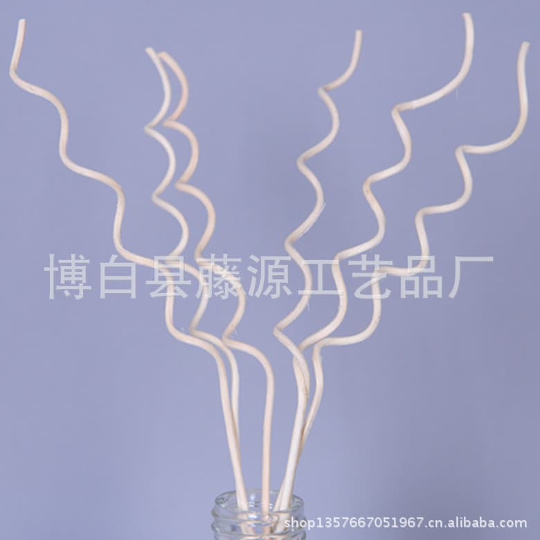 Indonesian rattan diffuser sticks, flameless diffuser sticks, single-rolled, curved rattan.