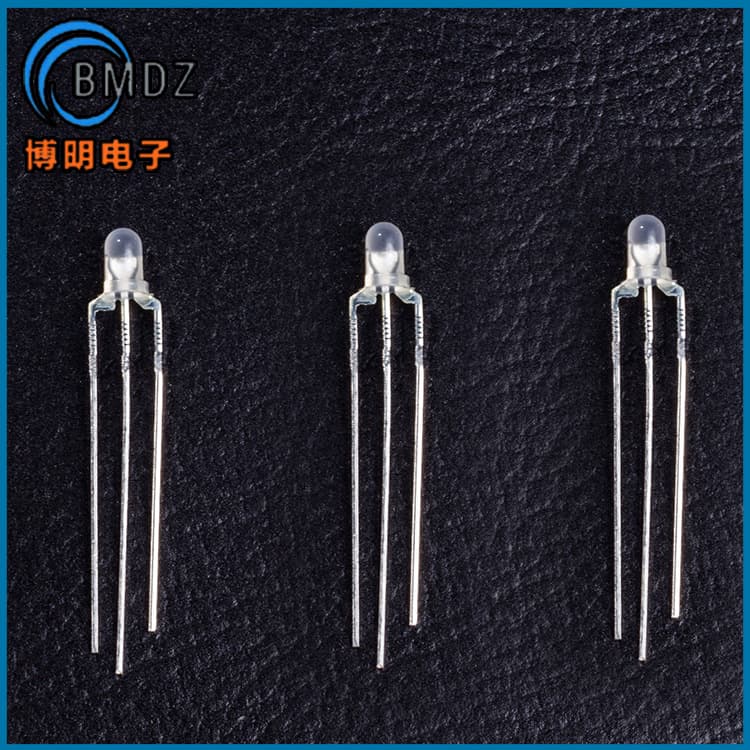 F3/3mm Transparent Red Emerald Green Dual Color Common Cathode Red Green Dual Color 3-Pin LED Lamp Through-Hole LED Light Emitting Diode