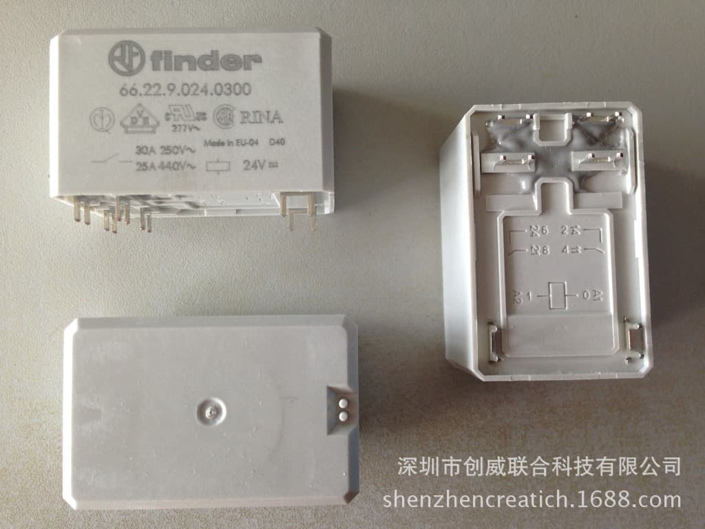 Italian FINDER 66.22.9.024.0300 relay, durable DC with base and delay.