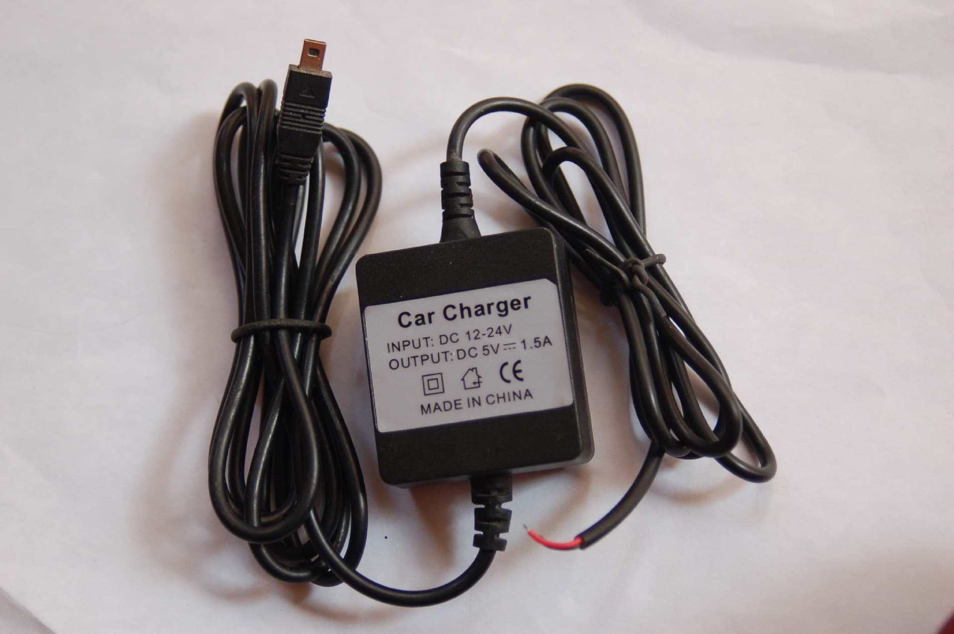 Electric screen charger GPS locator battery car charging line car charger input 12-24V output 5V car durable