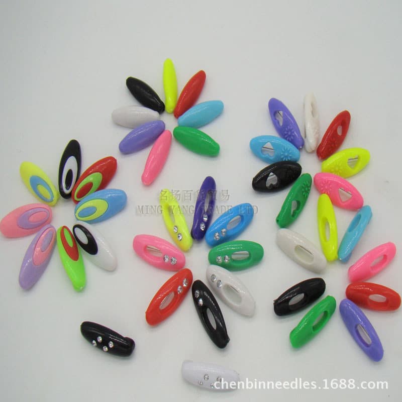 Factory Direct Scarf Clip Safety Pin Color Card Pack Solid Cat Eye 2 Diamond Heart Plum Blossom Wholesale