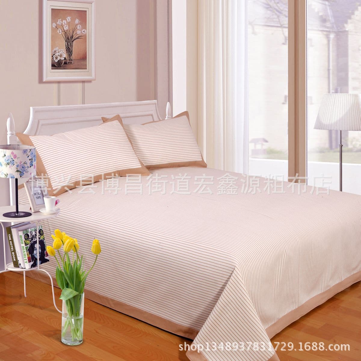 Cool and refreshing summer wholesale coarse cloth four-season blanket and mat set with large edging, three-piece cotton blanket set in multiple colors.