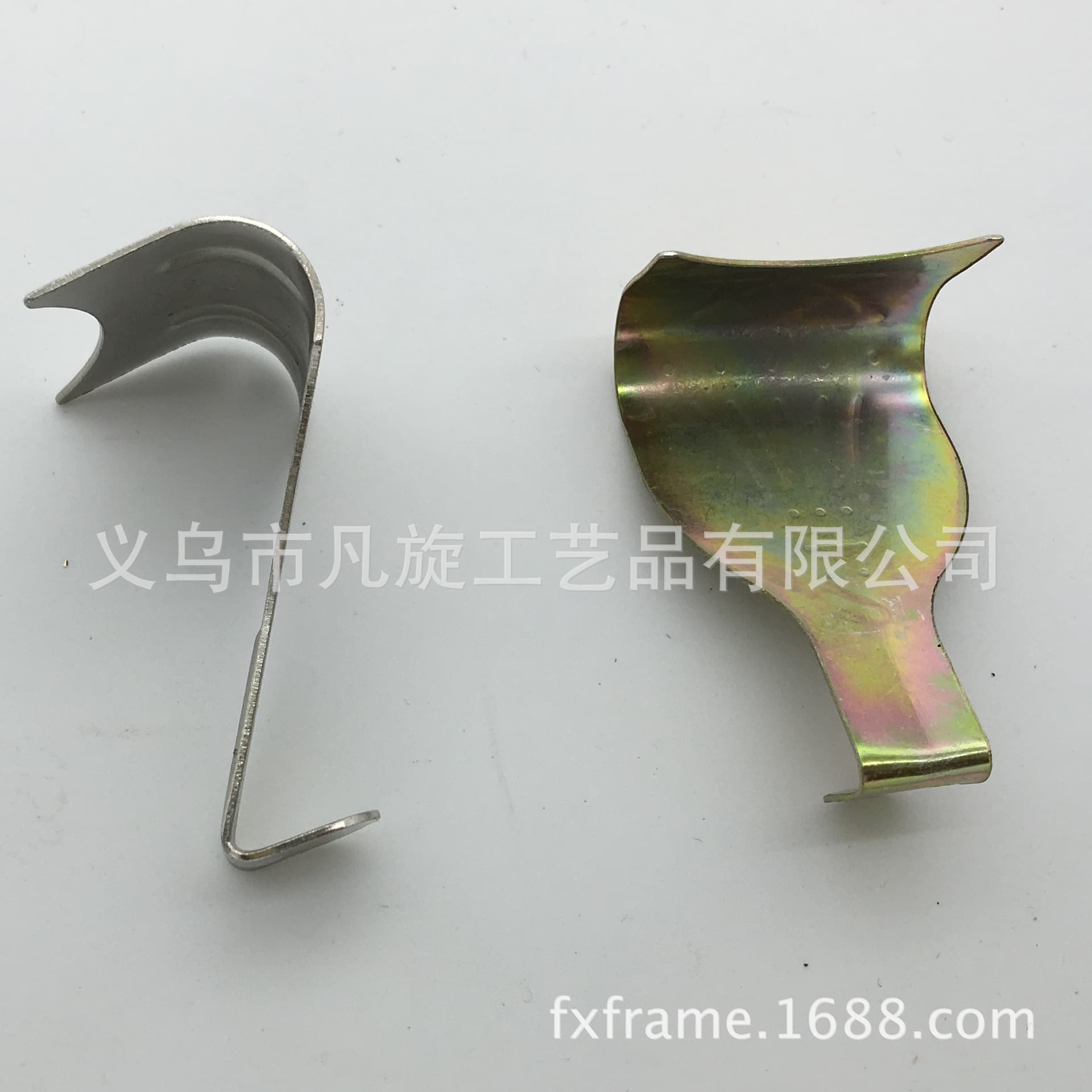 Photo frame hook for traditional Chinese painting frames, plated S-hook compatible with wire hanging