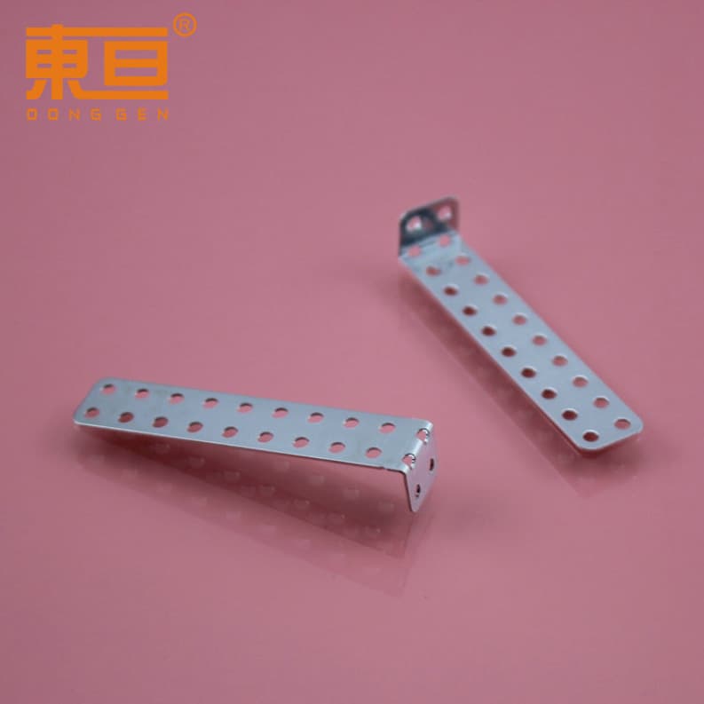 481082B Long Rake Iron Vertical Iron Toy Accessory Technology Model Accessory Vertically Mounted on Board