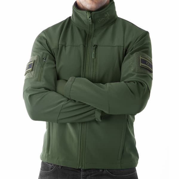 Professional production of high-quality outdoor softshell functional tactical jacket for export to Europe and America