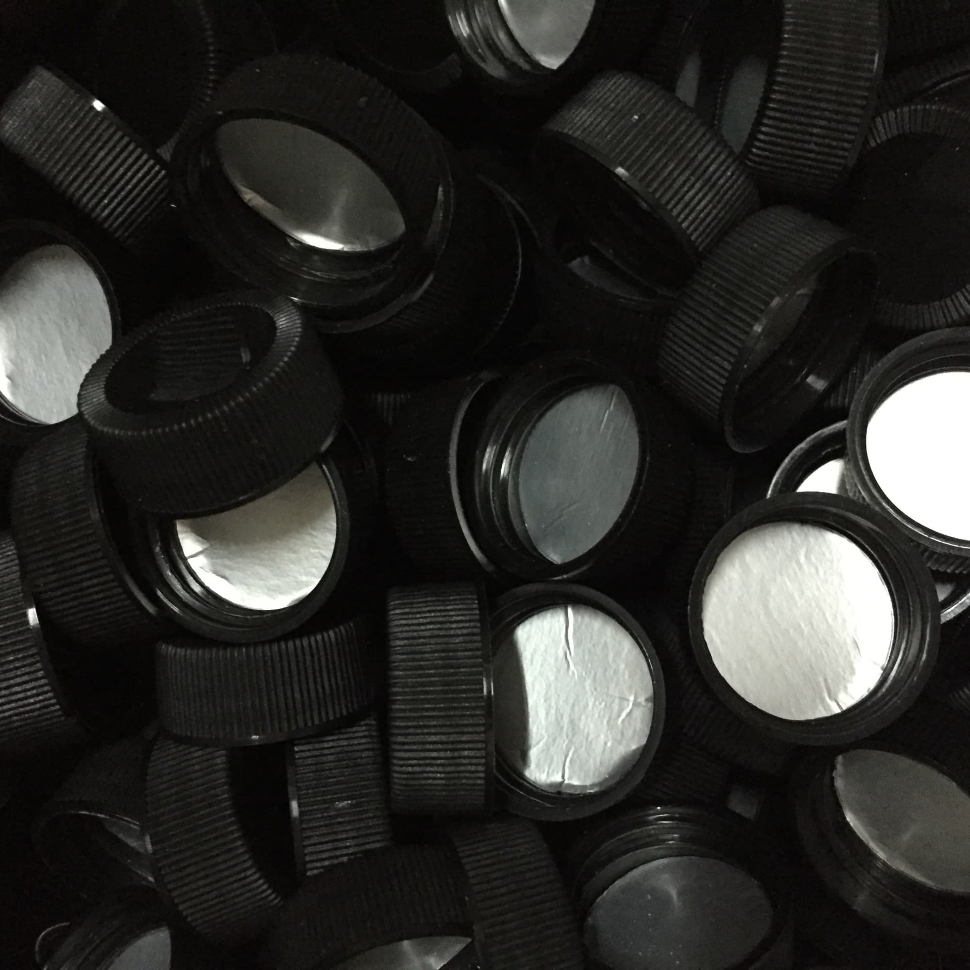28/400 Plastic Cap Black 28-Thread PE Aluminum Foil Cap Black Spray Bottle Cap Black Standard Cap 410 Cap