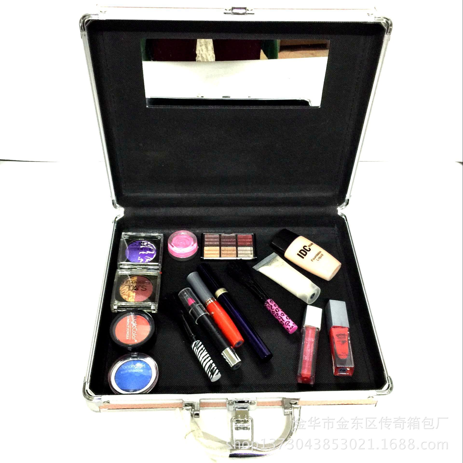 Large portable household aluminum alloy makeup box with mirror and manicure box for professional makeup artists