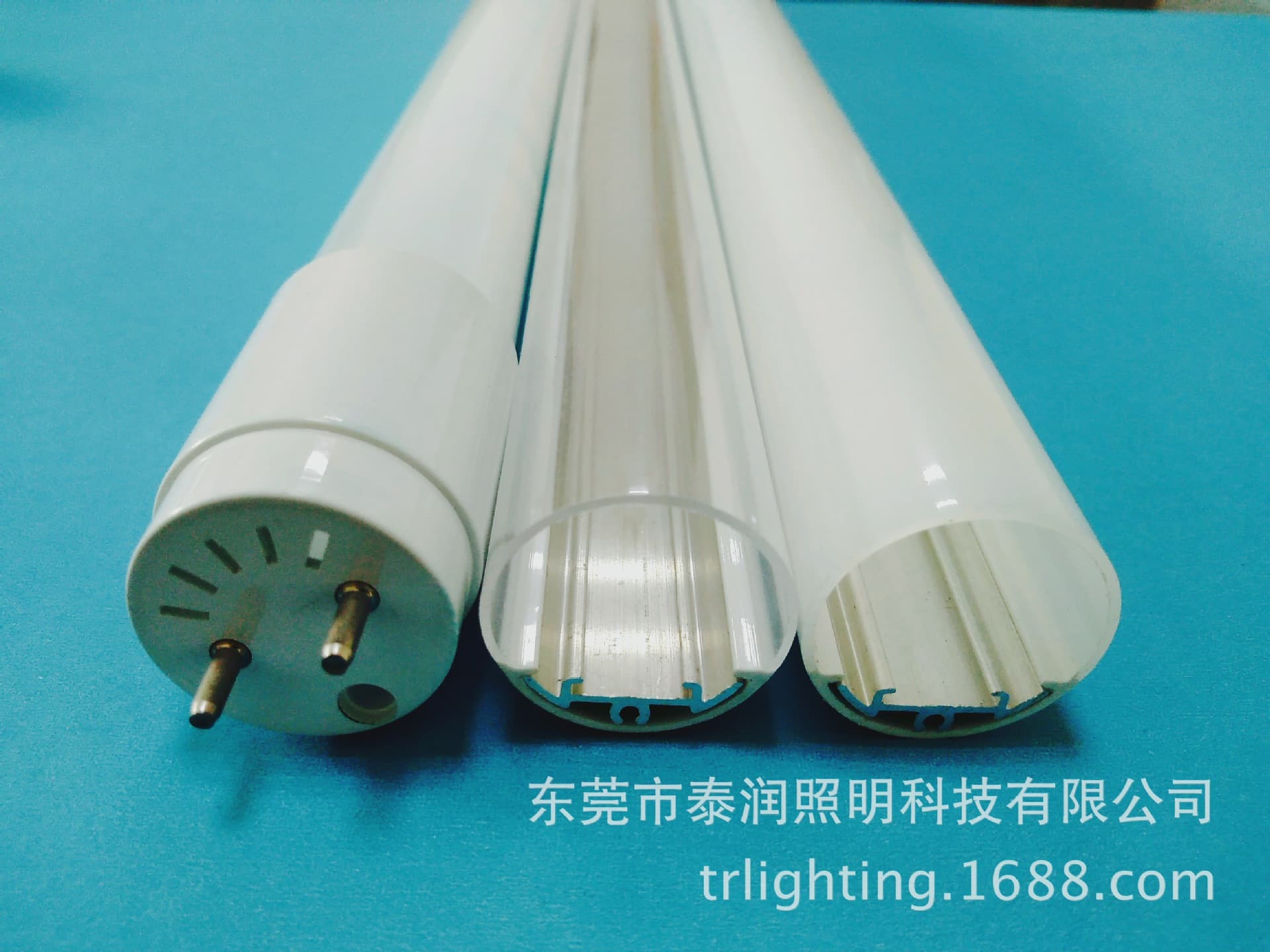 Custom T8 Plastic-Coated Aluminum Two-Tone Butler Home Use Mall Office Energy-Saving Lighting Internal Insert Aluminum Lamp Shade Tube Housing Kit