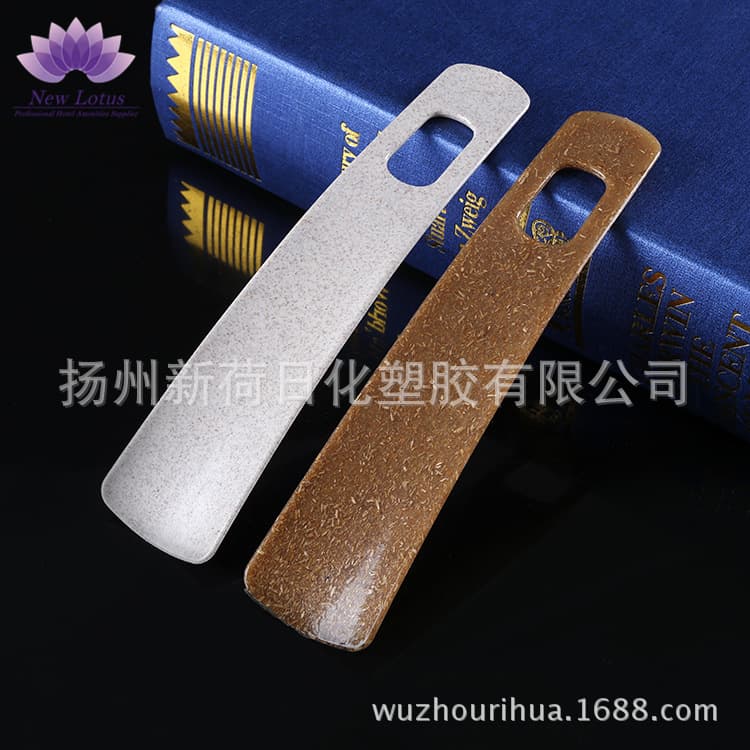 Factory direct sales of disposable short-handled plastic shoehorns for hotels, guesthouses, and travel; drop shipping available for sports shoes.