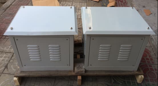 CE Certified CSD-7500VA/W Three-Phase Marine Transformer 400V to 230V, Voltage Customizable per Customer Requirements